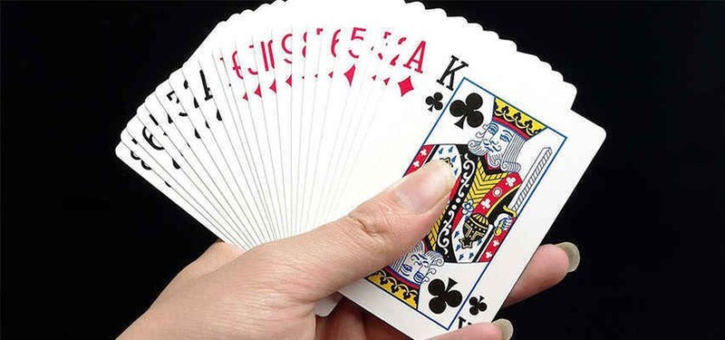 Hé lộ công dụng đặc biệt của bài tây